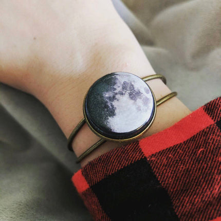 Interchangeable Moon Phase Cuff Bracelet
